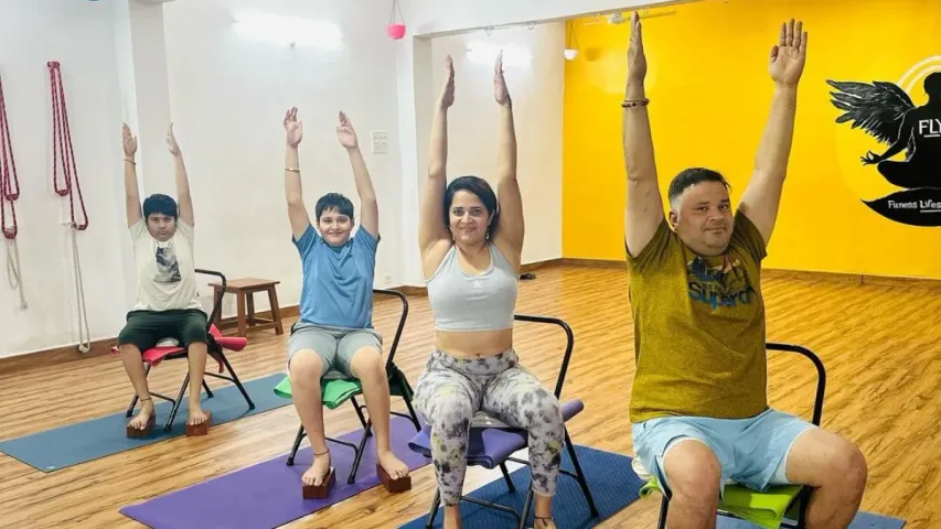 Anasuya latest photos: ఫ్యామిలీతో కలిసి జిమ్ లో అనసూయ వర్క్ ఔట్స్.. వైరలవుతున్న ఫొటోస్