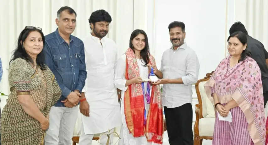 CM Revanth Reddy: క్రీడాకారులను ప్రోత్సహిస్తాం.. సీఎంను కలిసిన ఆసియా క్రీడల విజేతలు