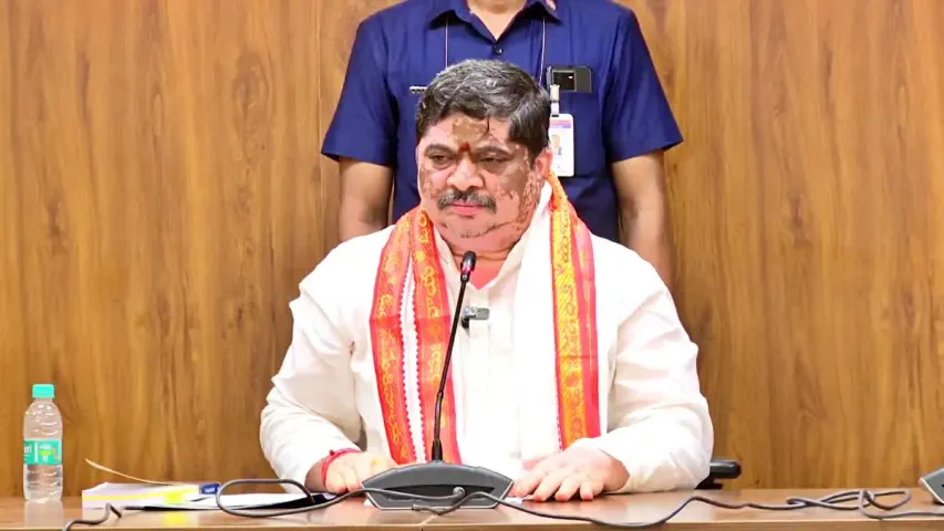 Telangana: తెలంగాణ వ్యతిరేకులకే ప్రగతి భవన్ లో రెడ్ కార్పేట్ వేశారు.. పొన్నం ప్రభాకర్