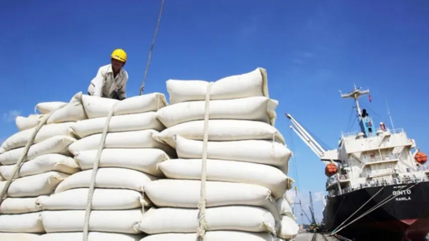 Rice Export : మన దేశం నుంచి తగ్గిన బియ్యం ఎగుమతులు.. కారణం అదే..