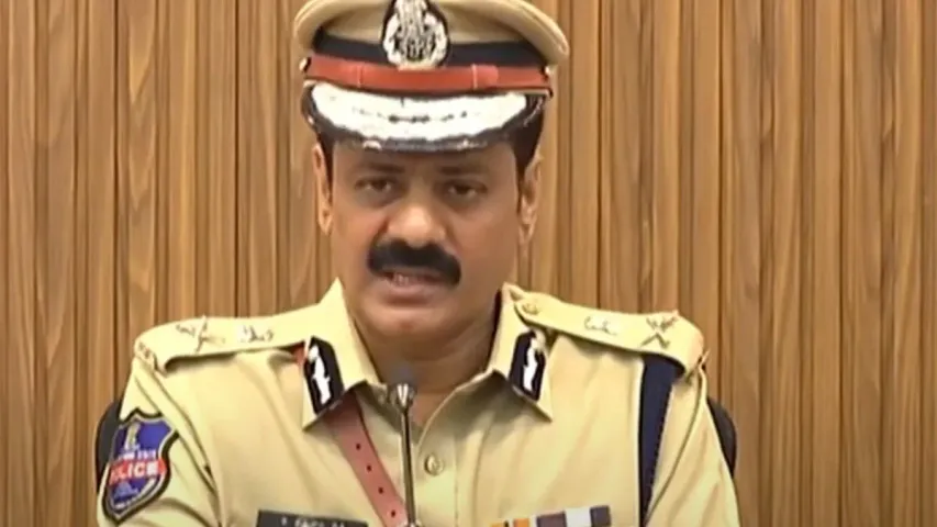 Hyderabad : సీపీ శ్రీనివాస్‌ రెడ్డి సంచలన నిర్ణయం..ఒకేసారి 86 మంది పోలీసులు బదిలీ