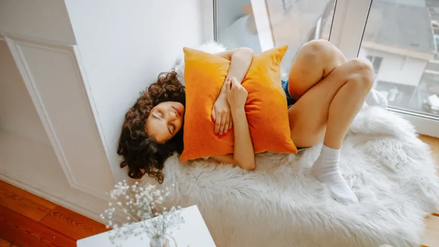 Periods : నెలసరి సమయంలో మూడ్‌ స్వింగ్స్‌ను ఎలా డీల్ చేయాలి?
