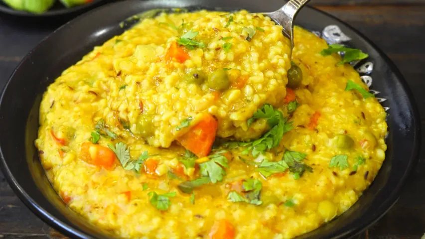 Khichdi Recipe: శివుడికి ఖిచ్డీకి సంబంధం ఏంటి? సంక్రాంతికి ఖిచ్డీని దానం చేస్తే ఏం అవుతుంది?