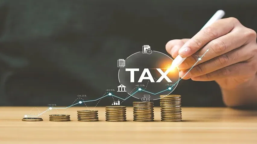 Income Tax : పాత vs కొత్త పన్ను విధానాల్లో ఏది బెస్ట్ ఆప్షన్..? జీతభత్యాల ఉద్యోగులకు ఏది మంచిది?
