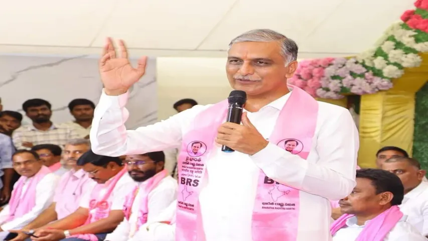 Harish Rao : 2 లక్షల ఉద్యోగాలకు నోటిఫికేషన్ ఇచ్చేదాక ఊరుకునేది లేదు..!!
