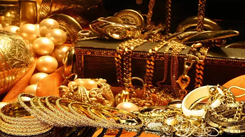 Gold Rates : స్థిరంగా బంగారం ధరలు.. వెండి ధరల్లో మార్పులేదు!