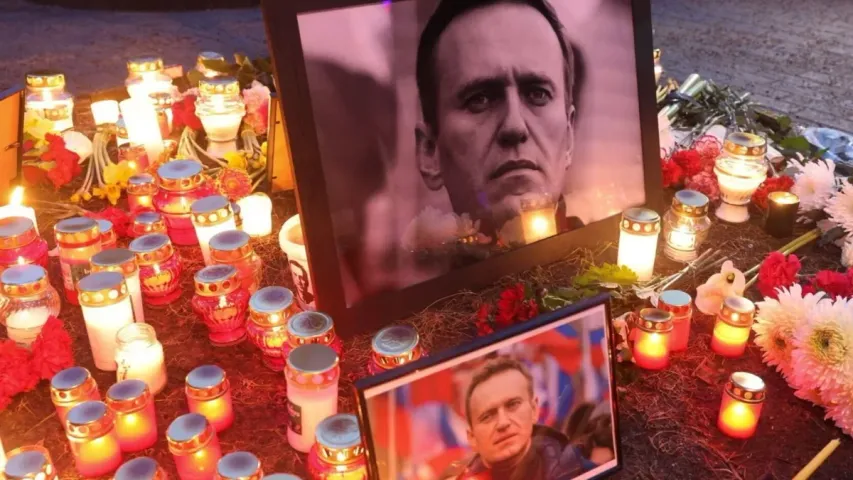 Navalny Death : నావల్నీ మృతదేహాన్ని కావాలనే దాస్తున్నారు..