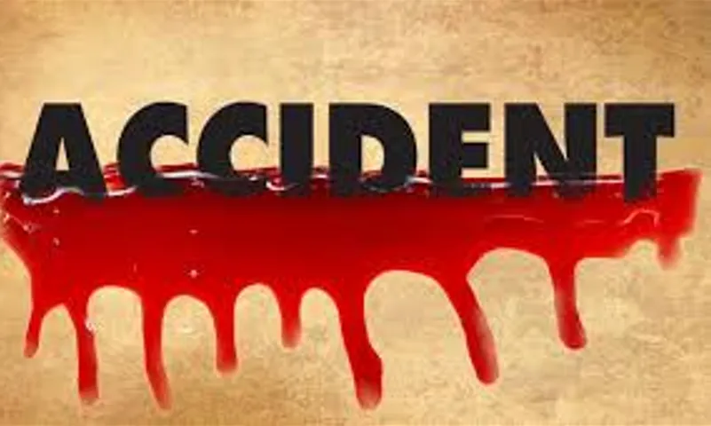 Medchal road accident: మేడ్చల్ జిల్లాలో ఘోర రోడ్డు ప్రమాదం..  విద్యార్థిని  హర్షిత కాళ్లపైనుంచి వెళ్లిన లారీ