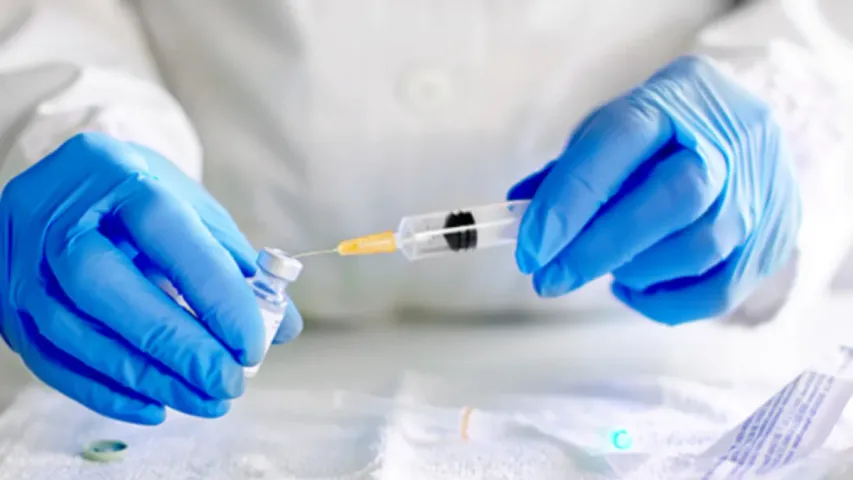 Covid Vaccine: కొవిడ్‌ టీకాతో రక్తం గడ్డ కడుతుంది.. బాంబు పేల్చిన సైంటిస్టులు!