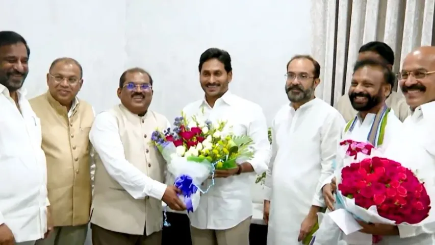 Kurnool YCP: కర్నూలు వైసీపీ అభ్యర్థిగా IAS ఇంతియాజ్