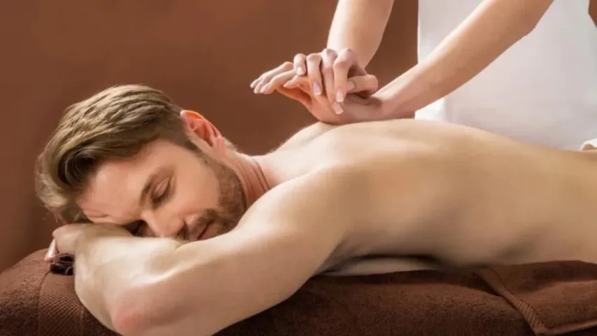 Massage: మగవారికి మసాజ్‌ వల్ల కలిగే లాభాలు..ఎన్నో ఆరోగ్య ప్రయోజనాలు
