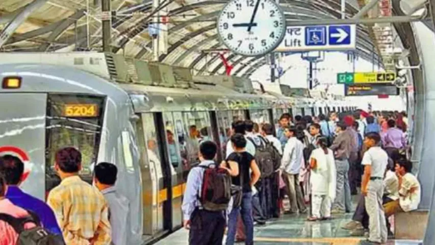 Delhi Metro: రైతుల ఉద్యమం పుణ్యమా అంటూ ఢిల్లీ మెట్రో రికార్డు సృష్టించింది!