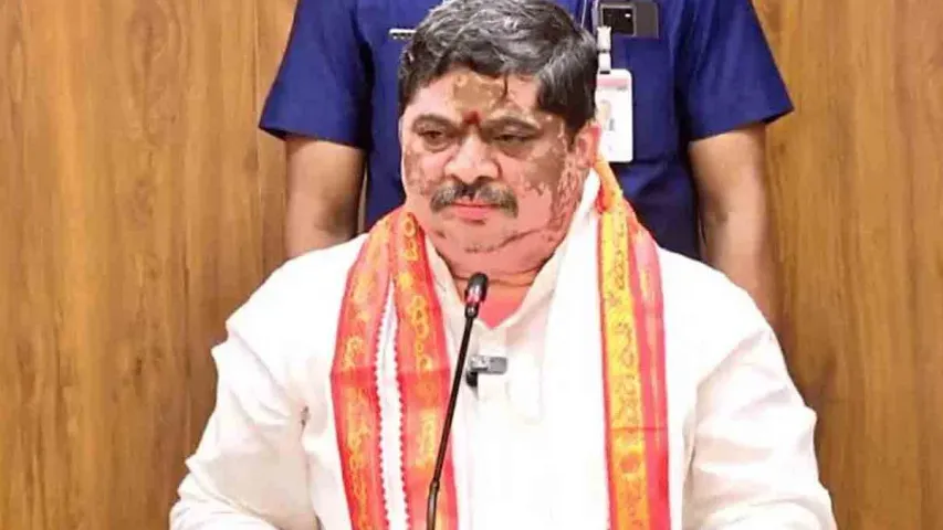Ponnam Prabhakar: ఆర్టీసీ ఉద్యోగుల సమస్యలను పరిష్కరిస్తాం: మంత్రి పొన్నం