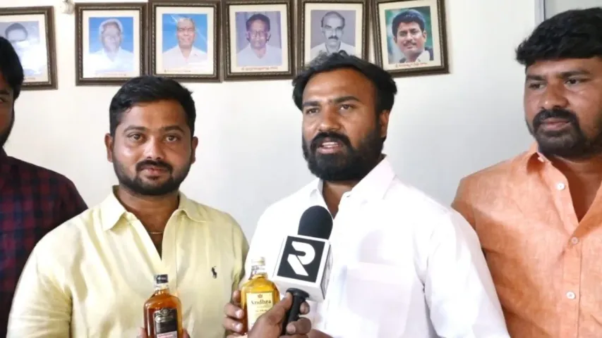 TDP Ravi Naidu: ఫ్లవర్ రోజా..ప్రజల చెవిలో పువ్వులు పెట్టొద్దు: రవినాయుడు
