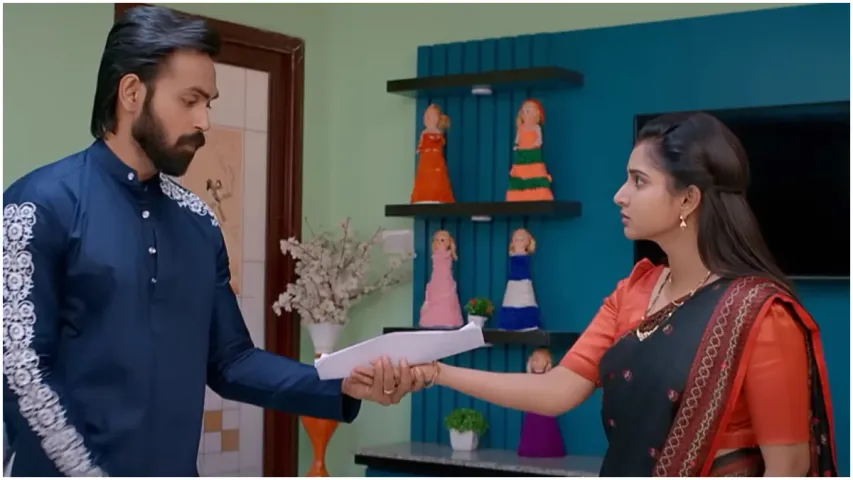 Brahmamudi Serial: భార్యకు రాజ్ విడాకులు.. భర్తకు ఊహించని షాకిచ్చిన కావ్య..!
