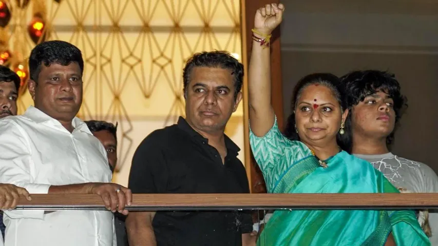 Kavitha to Supreme Court: సుప్రీంకోర్టులో కవిత కంటెంప్ట్‌ పిటిషన్‌.. రేపే విచారణ!