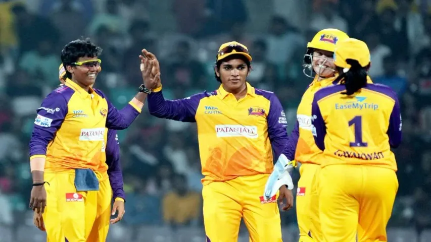 WPL: గుజరాత్ కు మూడోసారి ఎదురుదెబ్బే..యూపీ వారియర్స్ గెలుపు..!