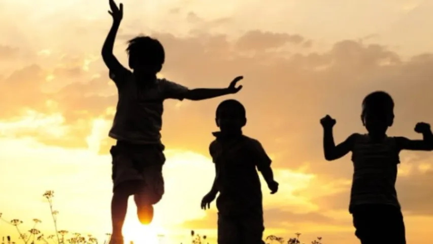 Parenting Tips : ఈ రెండు విటమిన్ల లోపం వల్ల పిల్లలు పోషకాహార లోపం బారిన పడతారు!