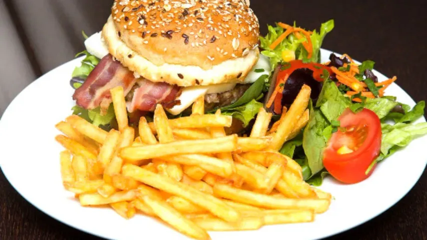 Processed Food : ప్రాసెస్‌ చేసిన ఆహారంతో చర్మానికి కూడా ప్రమాదమా..?