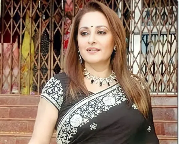 Jaya Prada : అవకాశం వస్తే ఏపీ నుండి పోటీ.. జయపద్ర సెన్షేషనల్ కామెంట్స్..!