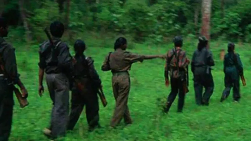 Encounter: గడ్చిరోలి ఎన్‌కౌంటర్ బూటకం... అన్నంలో మత్తు పెట్టారు.. కామ్రేడ్స్ సంచలనం!
