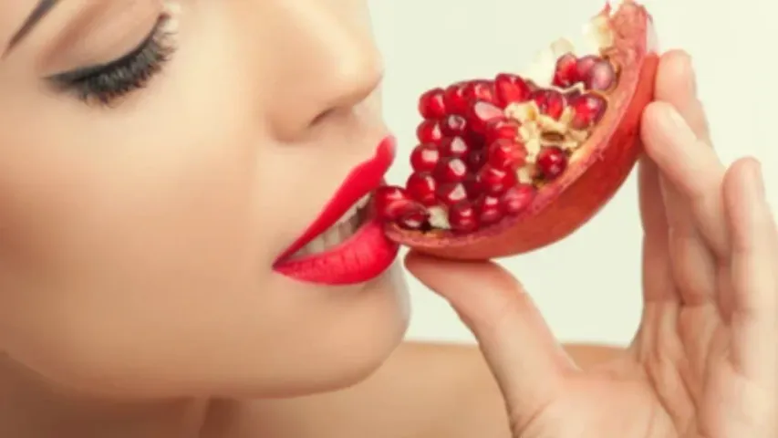 Pomegranate Juice : ఎర్రటి గింజలు ఉన్న దానిమ్మను ఎలా గుర్తించాలి?