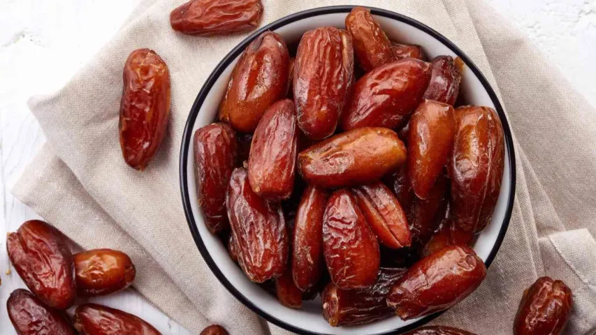 Soaked Dates: ఈ విధంగా ఖర్జూరం తినండి.. ఒకేసారి 14 రకాల వ్యాధులు పరార్!