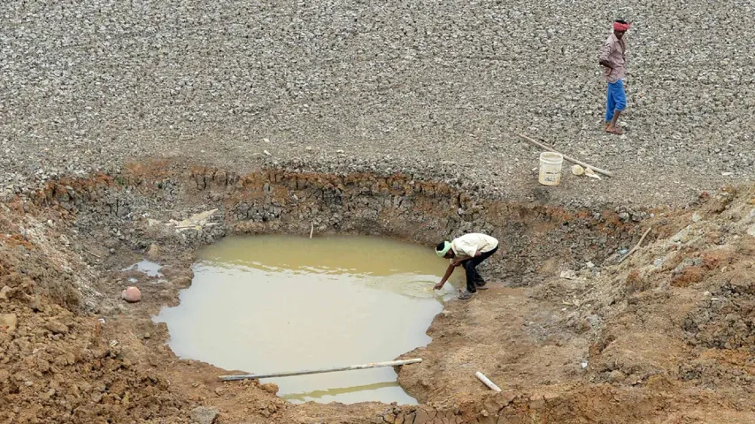 Water Crisis: దక్షిణాదికి నీటి కొరత ముప్పు.. రిజర్వాయర్లలో తగ్గిపోతున్న నీటి మట్టాలు 