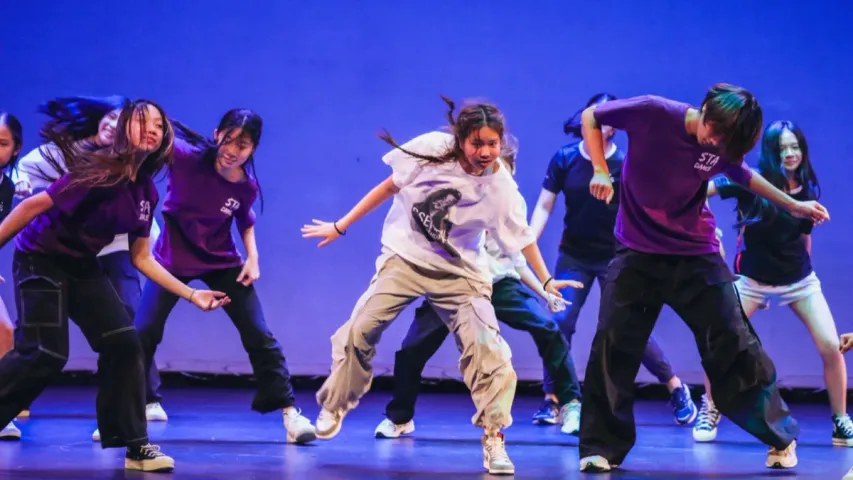 Dance: ఇష్టమైన పాటలతో  డ్యాన్స్ ట్రై చేయండి.. ఒత్తిడి, అనేక వ్యాధులు పరార్