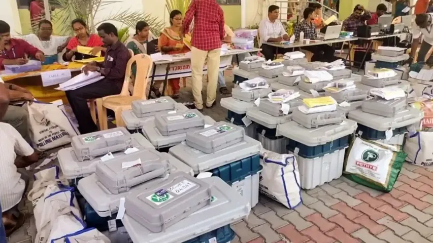 Elections: ఎన్నికలను మేము నియంత్రించలేం.. సుప్రీంకోర్టు సంచలన వ్యాఖ్యలు