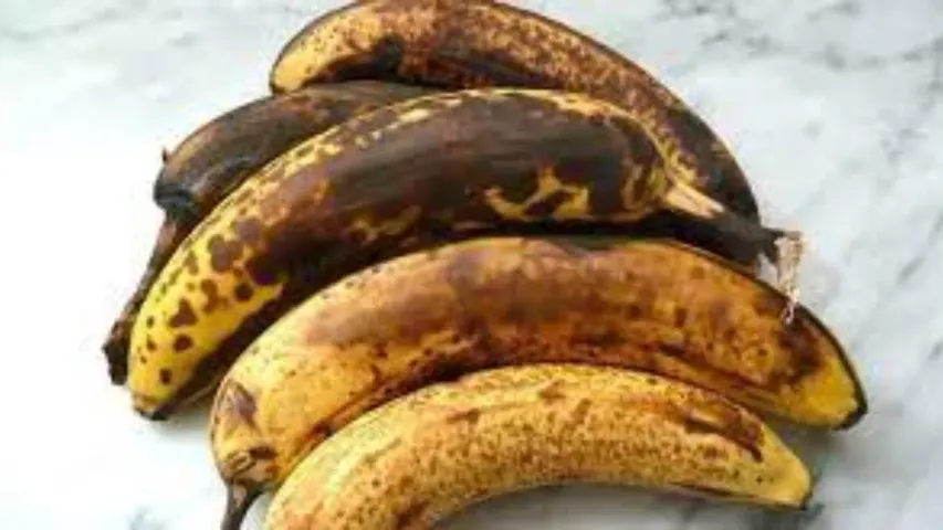 Banana: అరటిపండు పండిపోయిందని పడేస్తున్నారా?..ఇవి మిస్‌ అయినట్టే