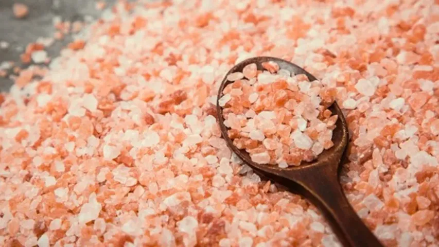 Rock Salt: రాతి ఉప్పుతో లెక్కపెట్టలేనన్ని ప్రయోజనాలు.. తిని చూడండి