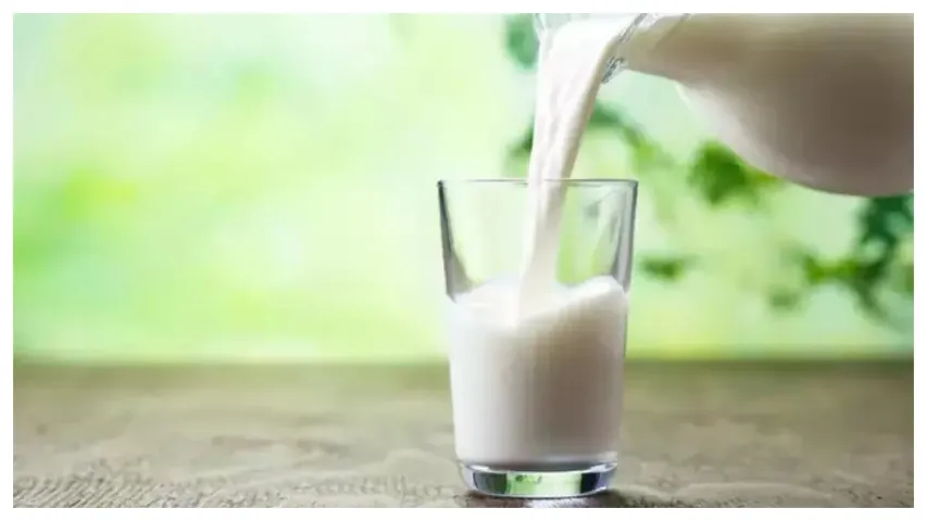 Health: రాత్రిపూట పాలు తాగడం వల్ల బరువు పెరుగుతున్నారా.. అయితే ఈ విషయాలు మీకోసమే!