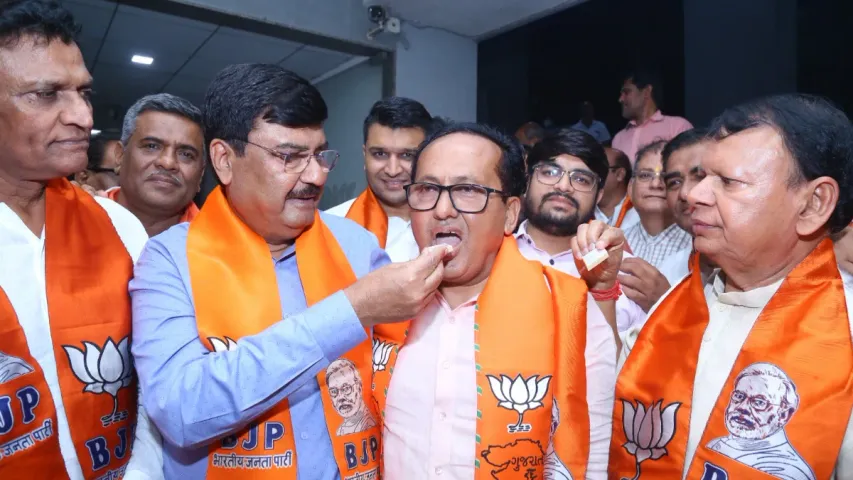 Gujarat: సూరత్‌ ఎంపీగా బీజేపీ అభ్యర్థి..పోటీయే లేదు