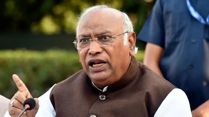 Mallikarjun Kharge: బీజేపీ మేనిఫెస్టోపై మల్లిఖార్జున ఖర్గే సంచలన వ్యాఖ్యలు...