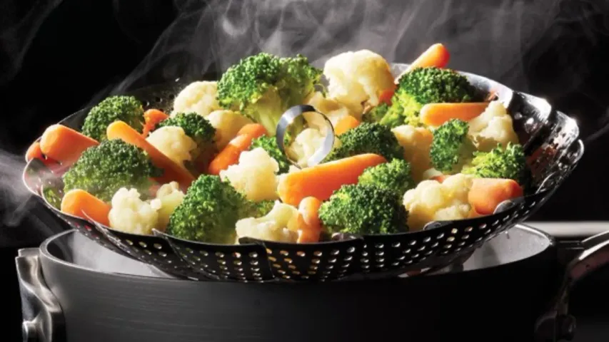 Overcooking: కూరగాయలను అతిగా ఉడికిస్తున్నారా?.. జాగ్రత్త