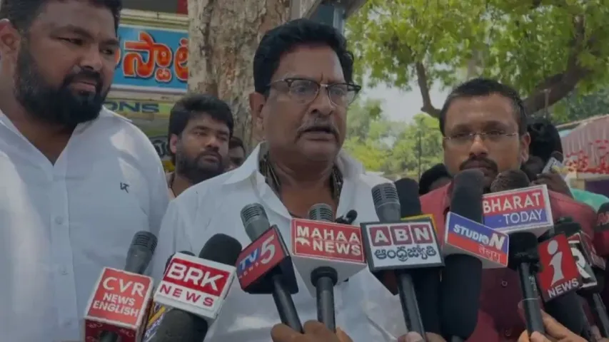 TDP : వైసీపీ కార్యకర్తలా గుడివాడ ఆర్వో పనిచేస్తోన్నారు.. మాజీ ఎమ్మెల్యే రావి సంచలన వ్యాఖ్యలు..!