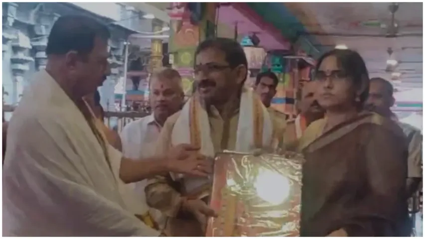 Vijayawada : దుర్గమ్మను దర్శించుకున్న విజయవాడ కొత్త సీపీ