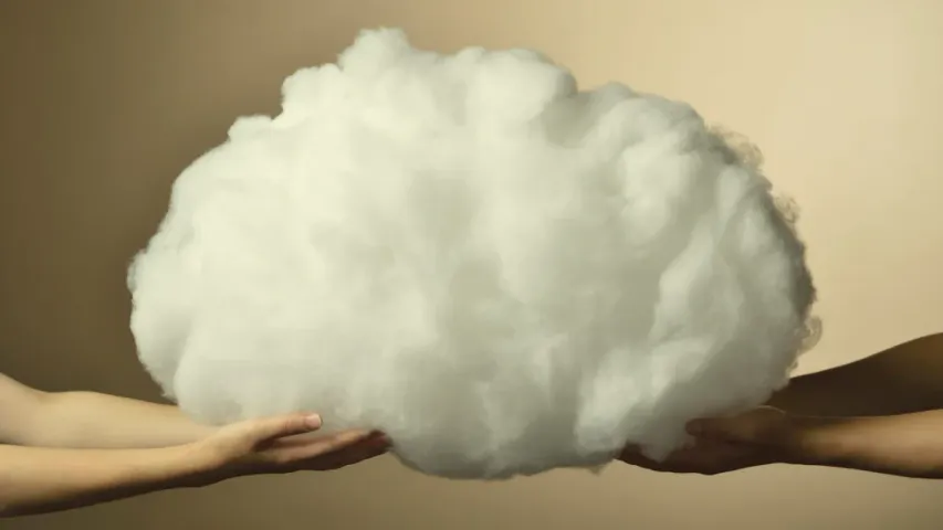 Clouds : తేలికగా కనిపించే మేఘాలు 100 ఏనుగుల బరువు ఉంటాయా?
