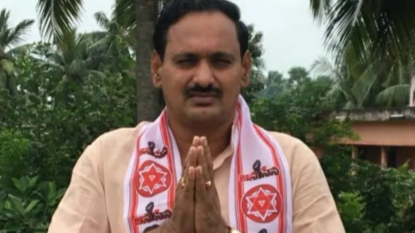 Janasena: జనసేనకు షాక్.. కీలక నేత పార్టీ అధికారప్రతినిధి పదవికి రాజీనామా..!
