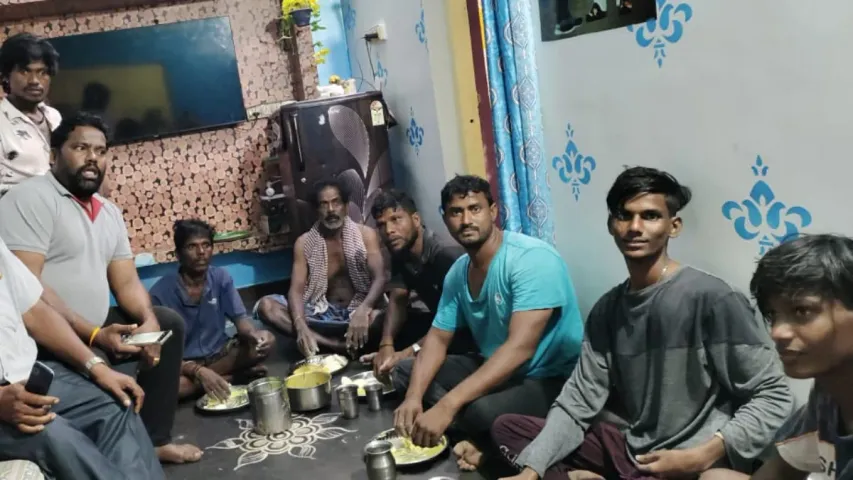 Visakhapatnam: విశాఖలో గల్లంతైన మత్య్సకారులు సేఫ్