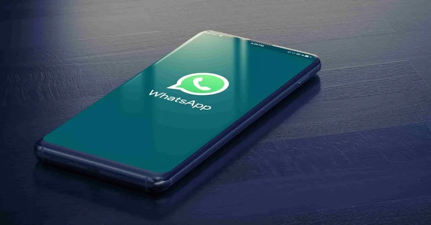 WhatsApp Stickers: వాట్సాప్ నుంచి క్రేజీ అప్‌డేట్