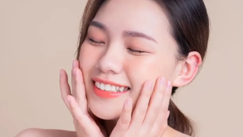 Beauty Tips: రాత్రి పడుకునే ముందు మీ ముఖానికి ఇది అప్లై చేసుకోండి.. తలతలా మెరిసిపోతారు!
