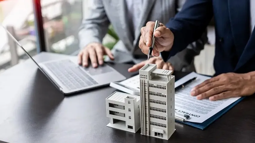 Loan on Properties: ప్రాపర్టీ లోన్ పై ఏ  బ్యాంకులో ఎంత వడ్డీ ఉంటుందో తెలుసా?