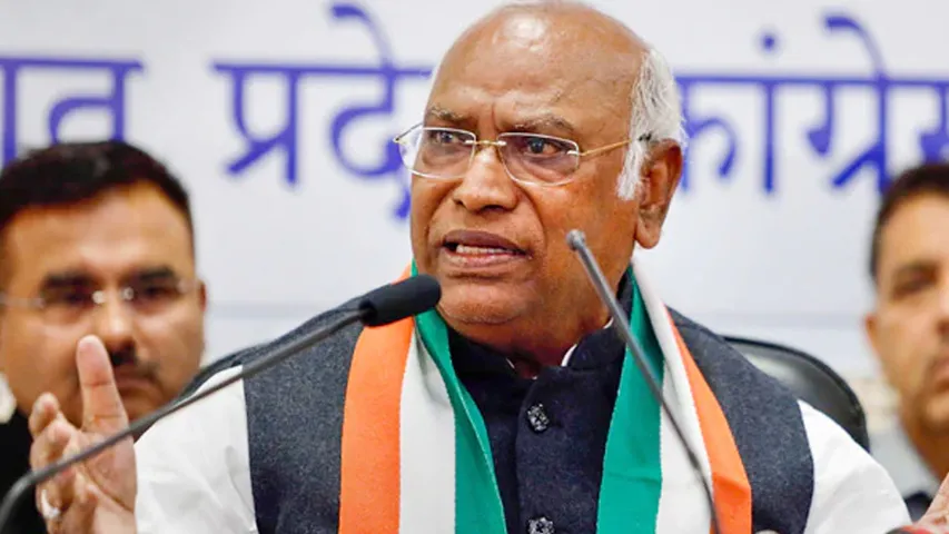 Mallikarjun Kharge: మోదీపై ఈసీ చర్యలు తీసుకోవాలి.. మల్లికార్జున ఖర్గే డిమాండ్