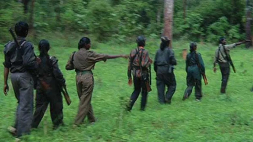 Chhattisgarh Encounter: ఛత్తీస్ ఘడ్‌లో ఎన్‌కౌంటర్.. 10 మంది మావోయిస్టులకు మృతి