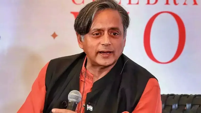 Lok Sabha Elections 2024: జూన్‌లోనే భారత్‌కు కొత్త ప్రధాని.. కాంగ్రెస్ నేత శశిథరూర్ కీలక వ్యాఖ్యలు