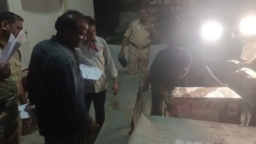 AP : పిఠాపురంలో రూ.17 కోట్ల విలువైన బంగారం పట్టివేత!
