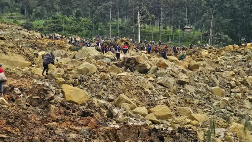 LandSlide: కొండచరియలు విరిగిపడి 300 మందికి పైగా మృతి!