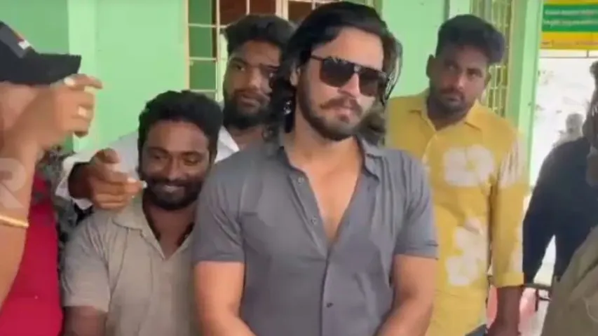 Hero Nikhil: చీరాలలో  హీరో నిఖిల్ సందడి.. అభివృద్ధి కోసం ఆ పార్టీని గెలిపించండి..!